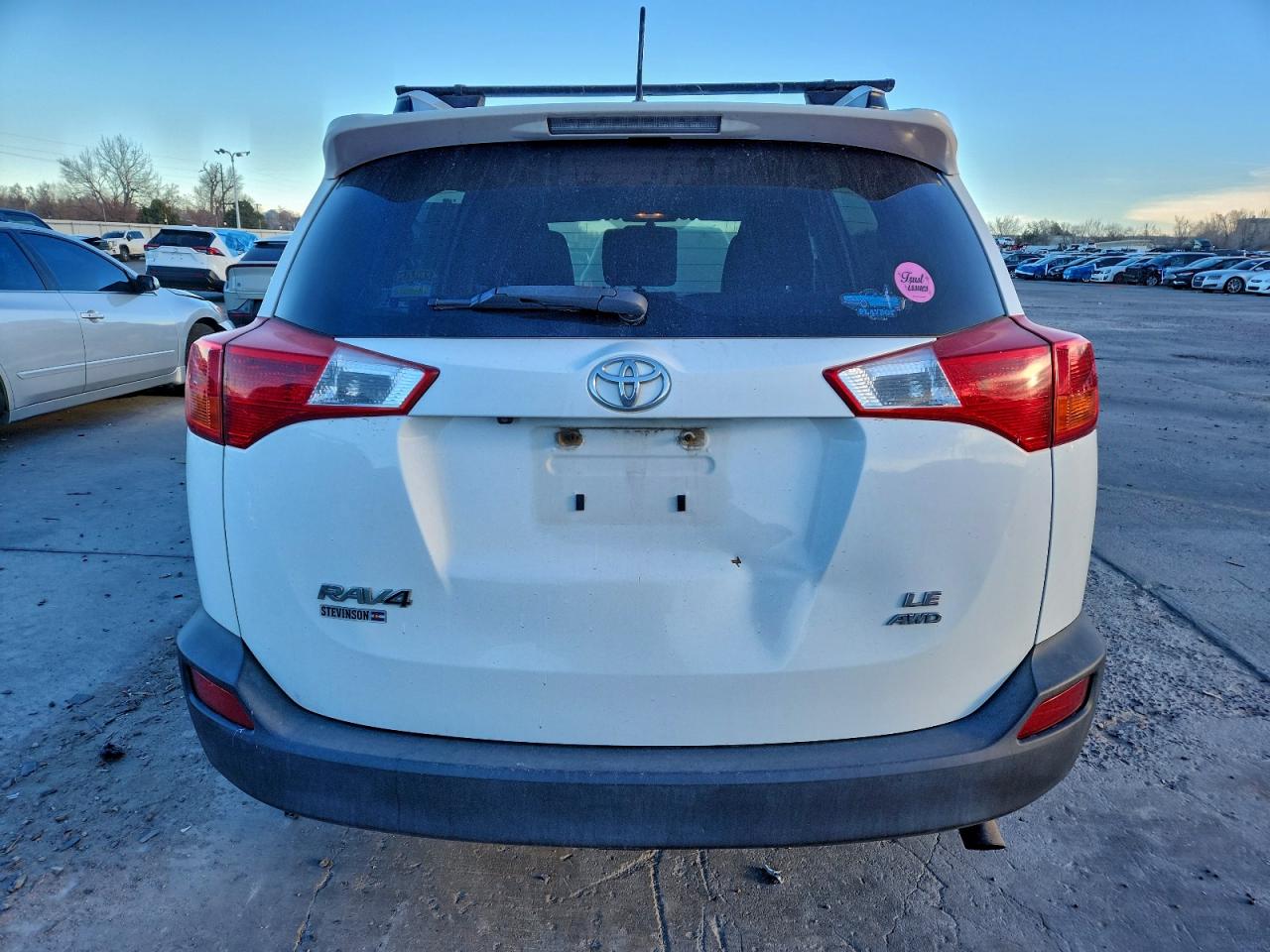 2014 TOYOTA RAV4 LE photo 6