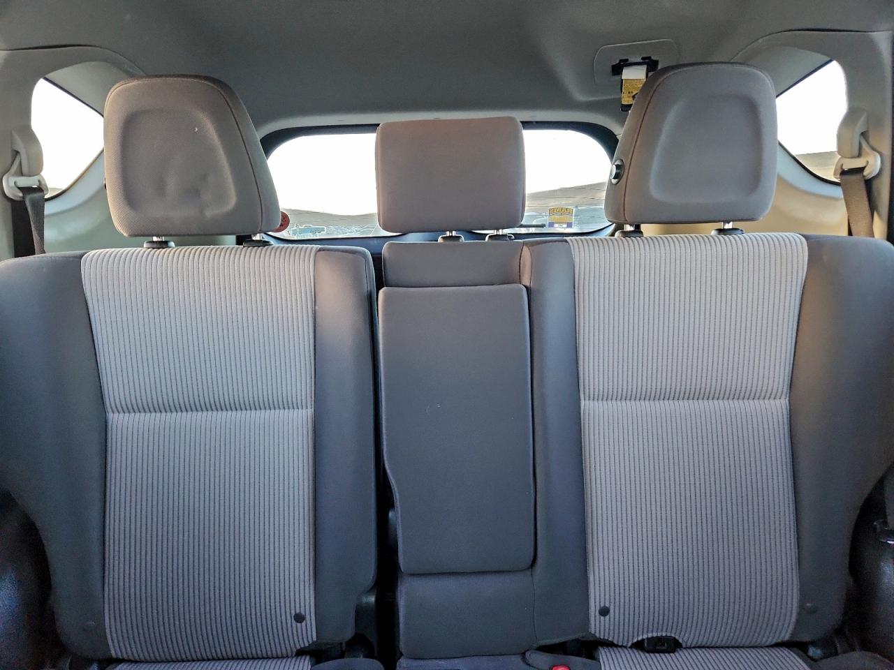 2014 TOYOTA RAV4 LE photo 10