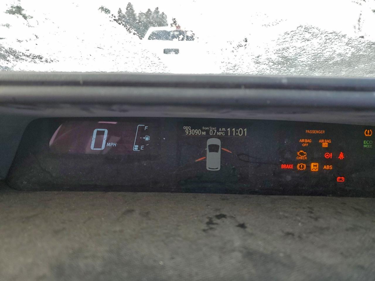 2015 TOYOTA PRIUS C photo 17