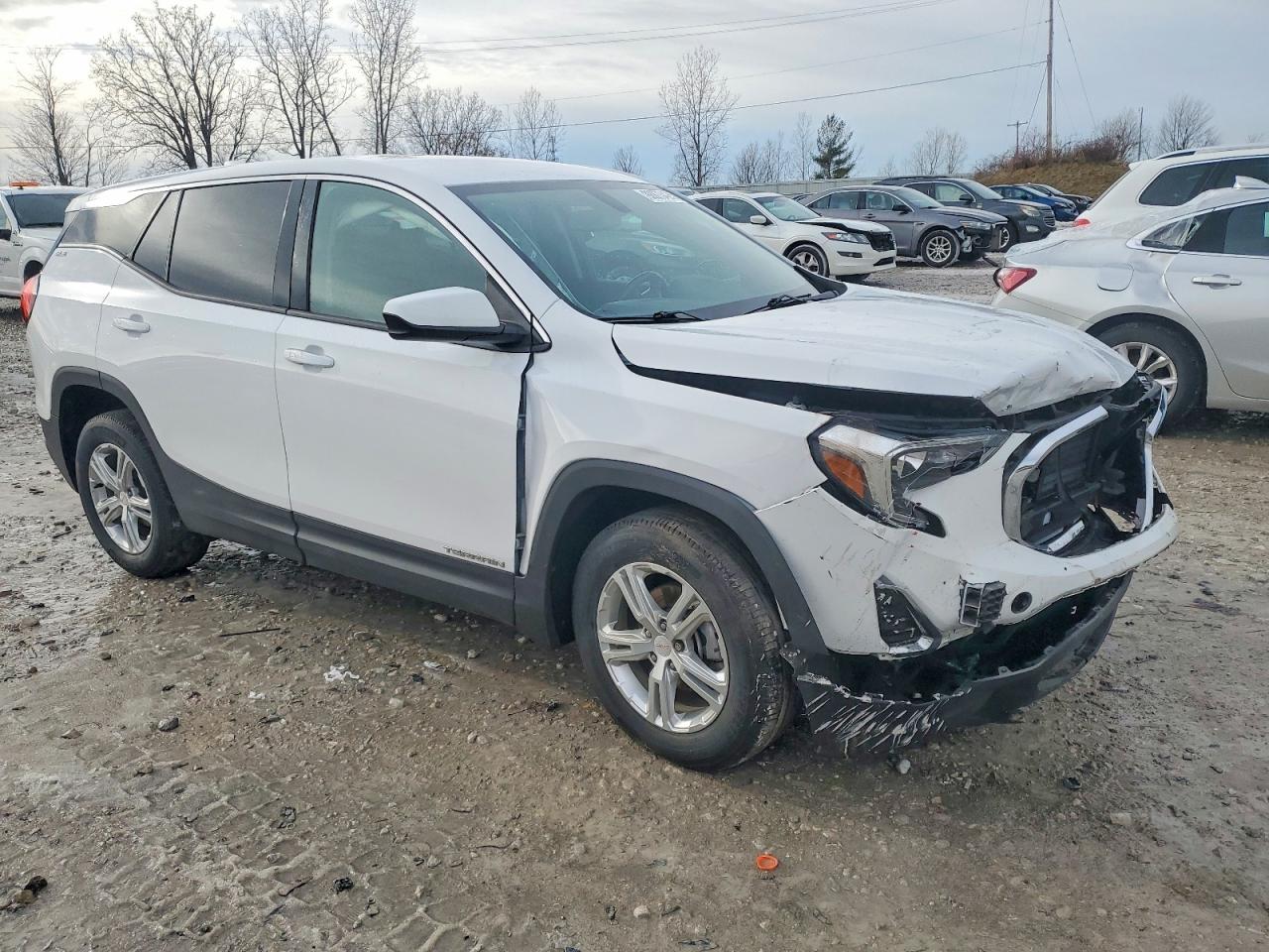 2019 GMC TERRAIN SLE photo 4