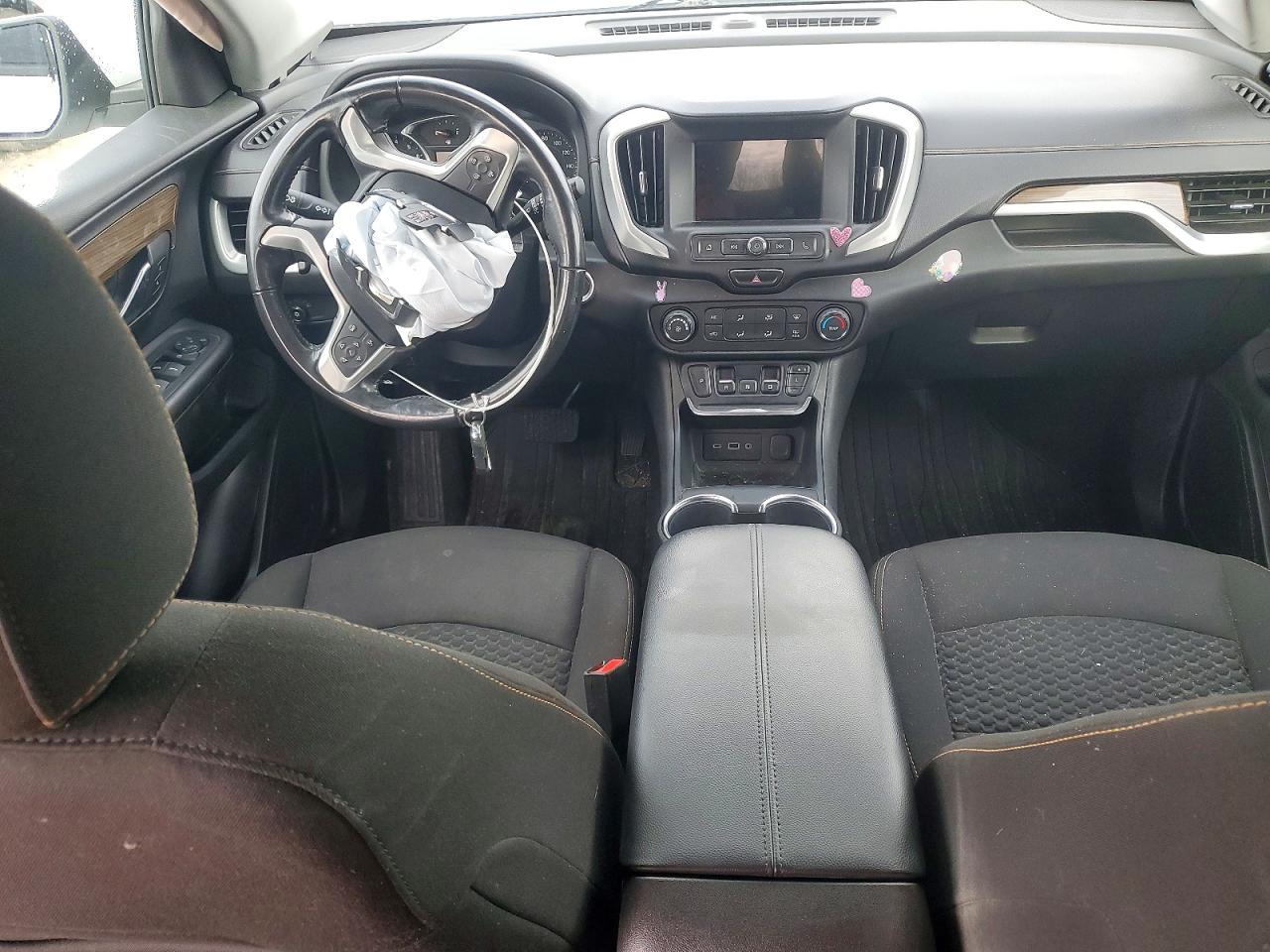 2019 GMC TERRAIN SLE photo 8