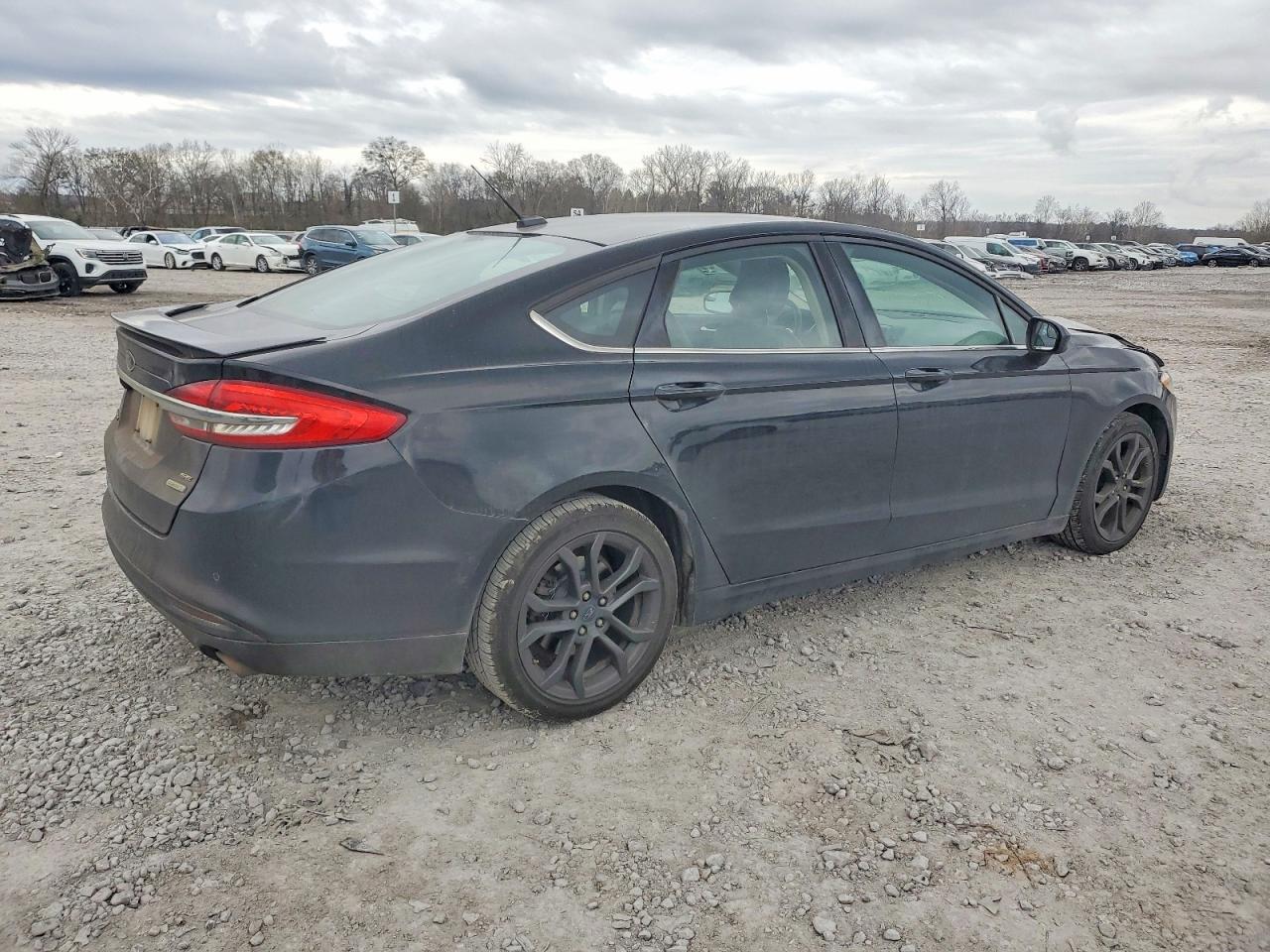 2018 FORD FUSION SE photo 7