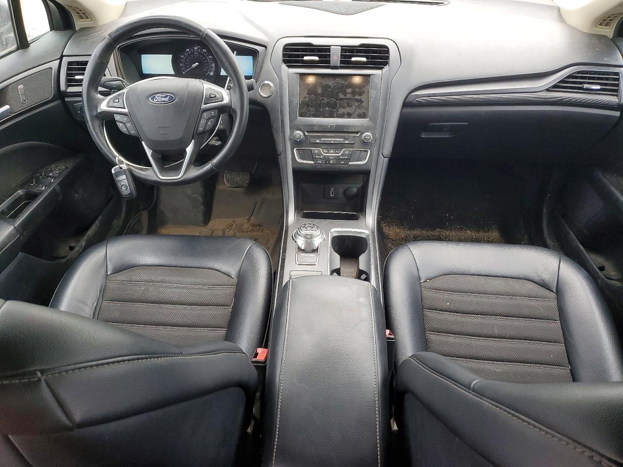 2018 FORD FUSION SE photo 22