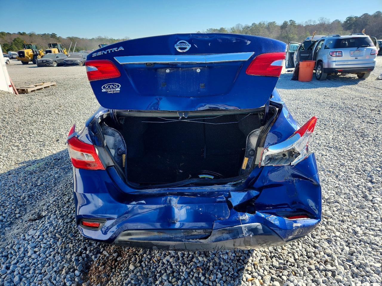 2019 NISSAN SENTRA S photo 16