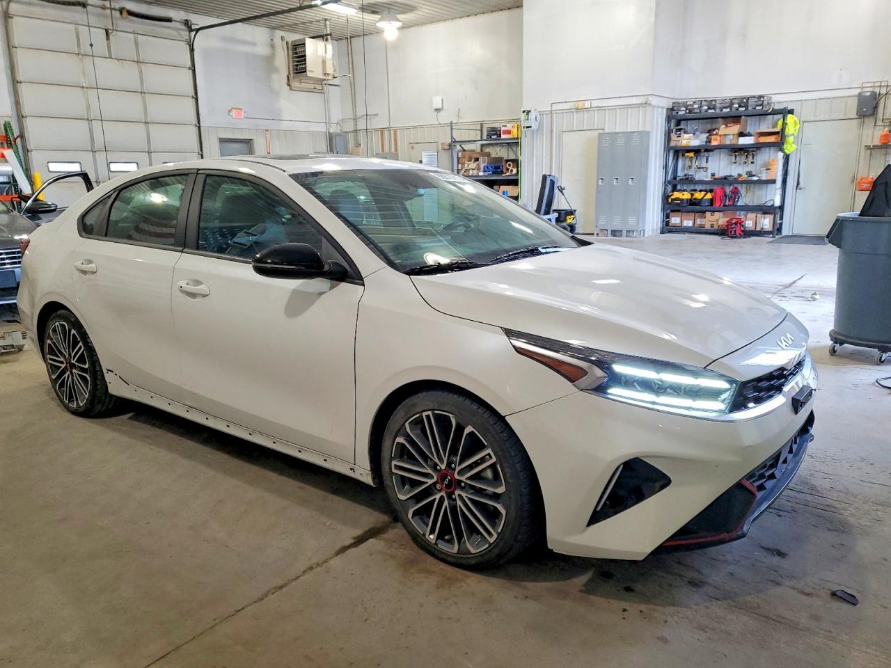 2024 KIA FORTE GT photo 7