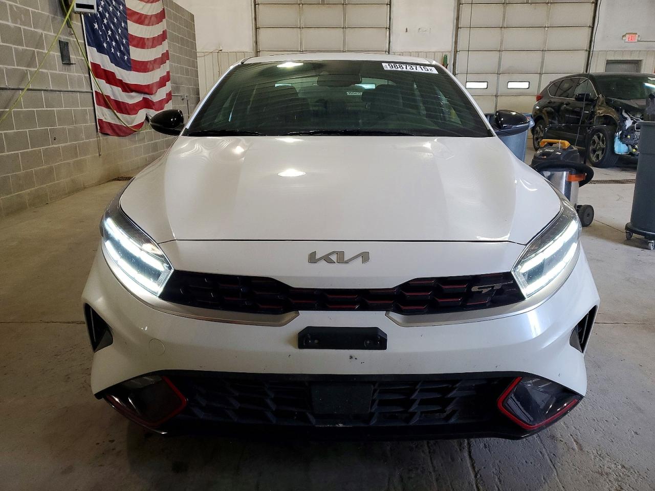 2024 KIA FORTE GT photo 9