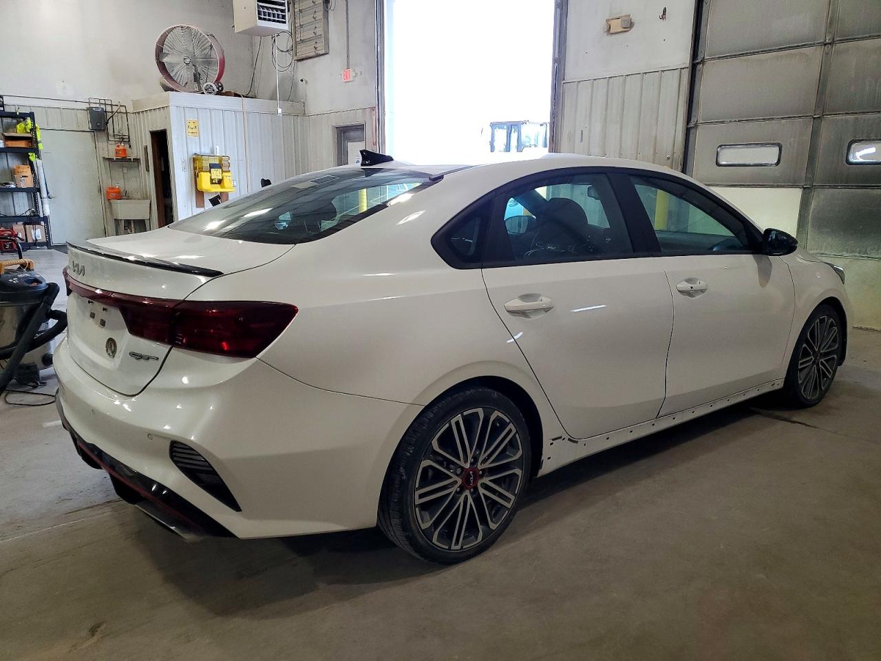 2024 KIA FORTE GT photo 5