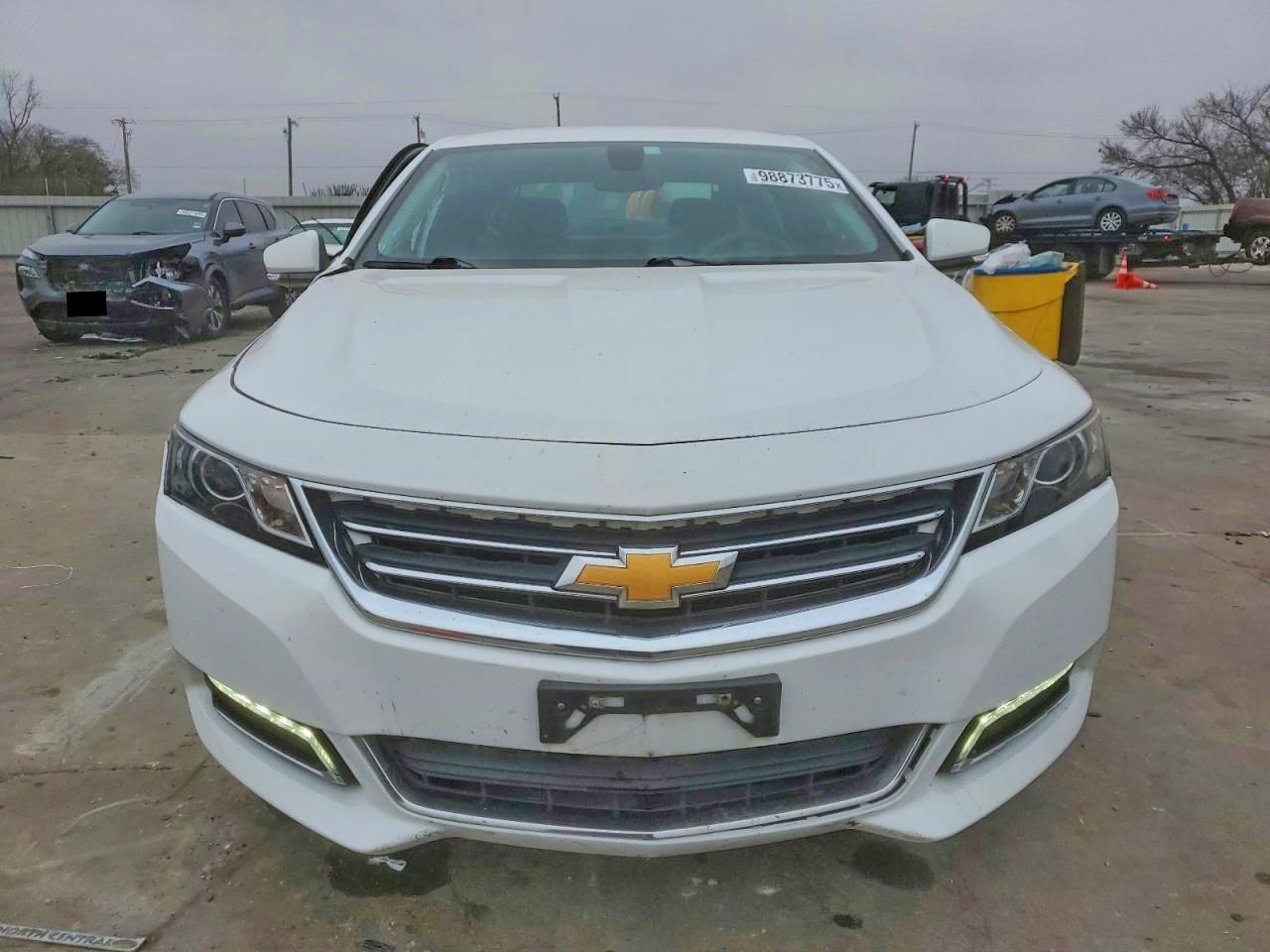 2018 CHEVROLET IMPALA LT photo 5