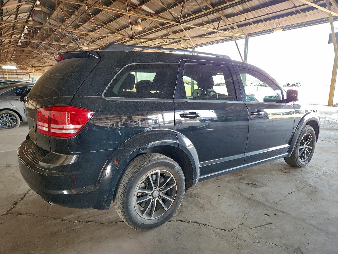 2017 DODGE JOURNEY SE photo 3