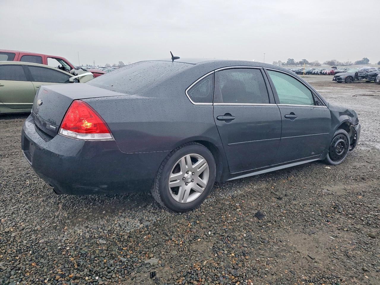 2013 CHEVROLET IMPALA LT photo 3