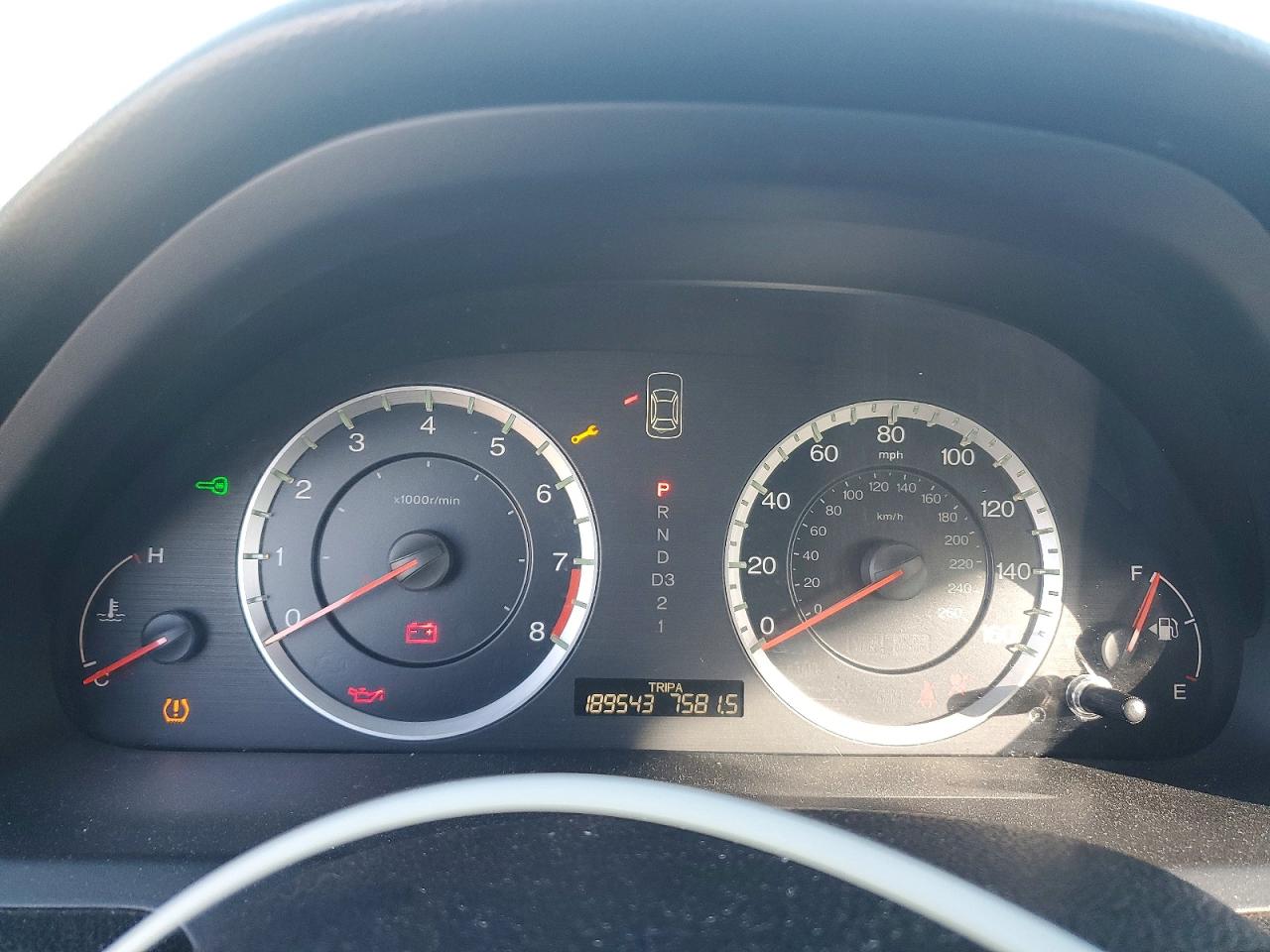 2011 HONDA ACCORD EXL photo 9