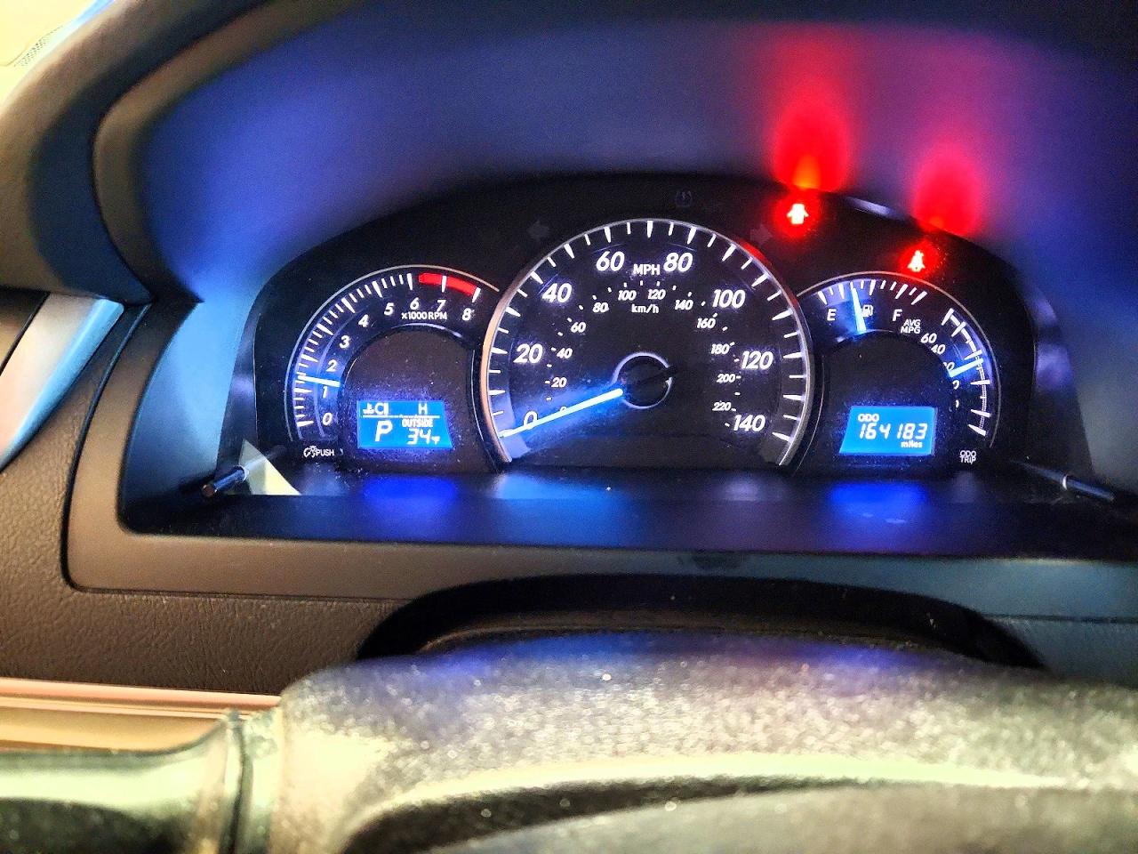2014 TOYOTA CAMRY L photo 9