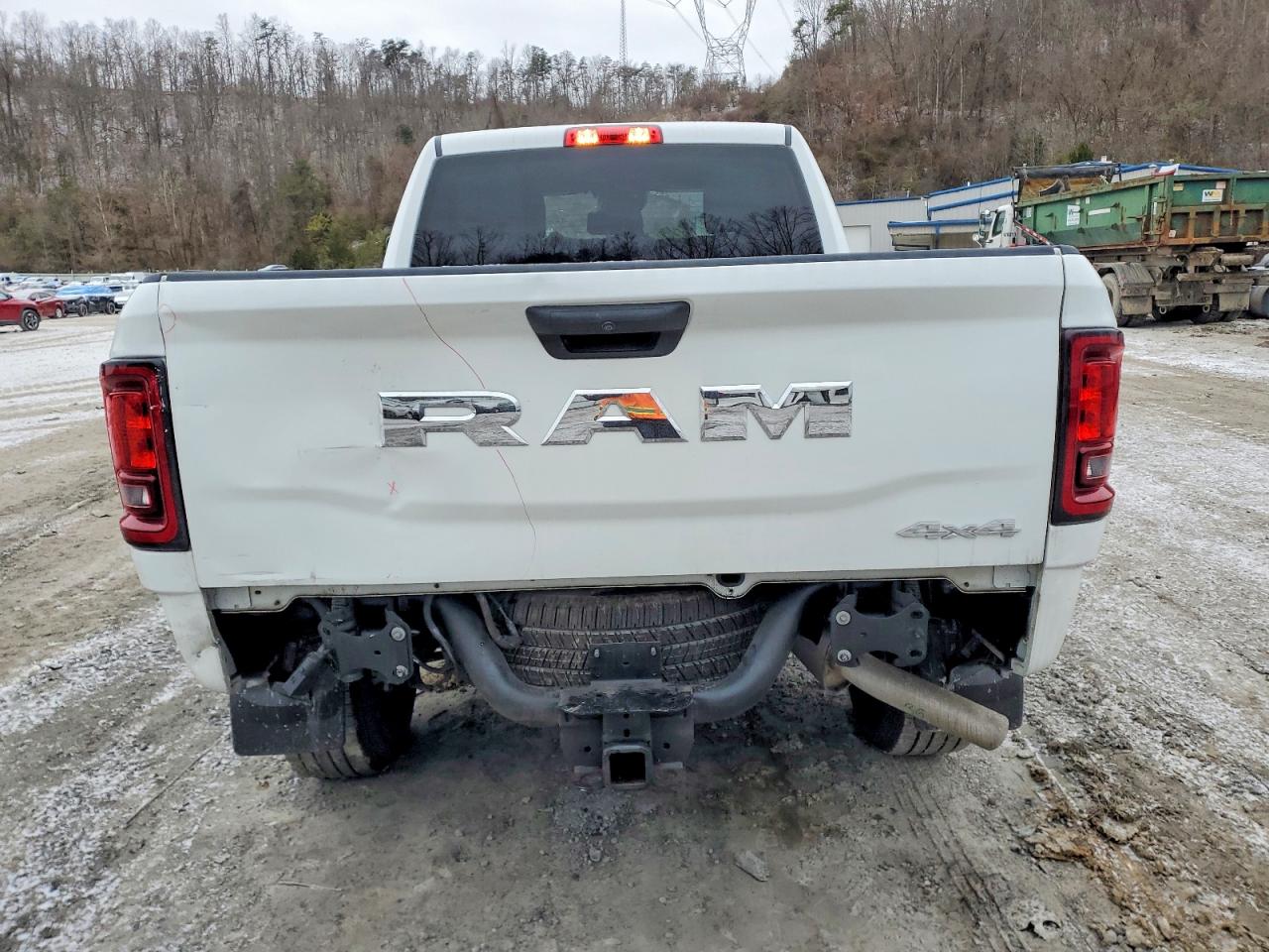 2025 RAM 2500 TRADESMAN photo 6