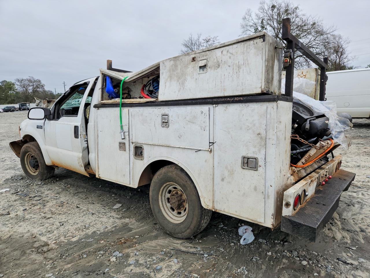1999 FORD F250 UTILITY / SERVICE TRUCK photo 3