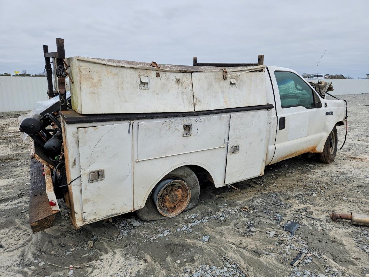 1999 FORD F250 UTILITY / SERVICE TRUCK photo 4