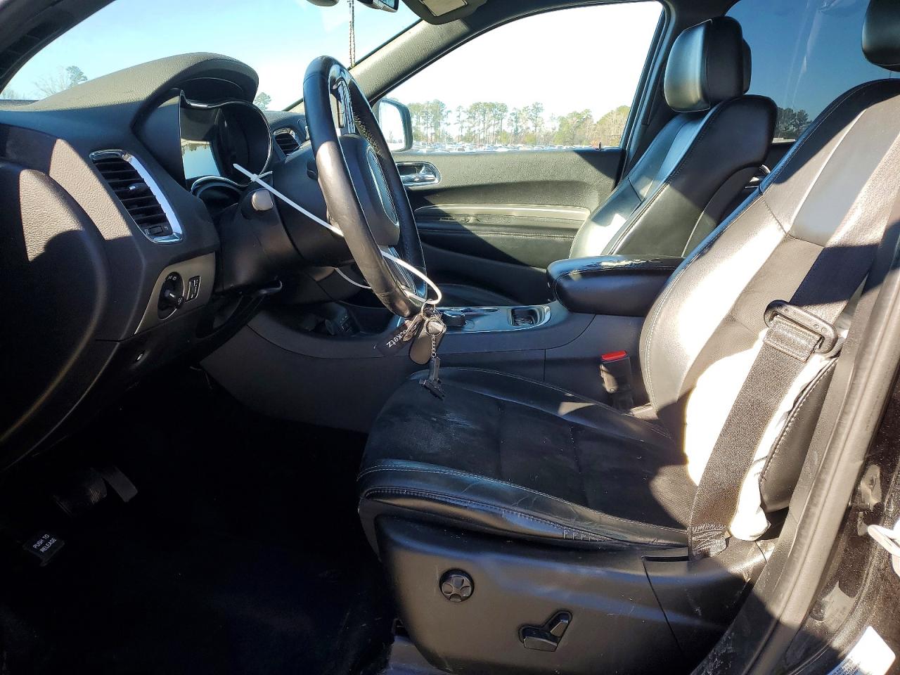 2016 DODGE DURANGO SXT photo 24