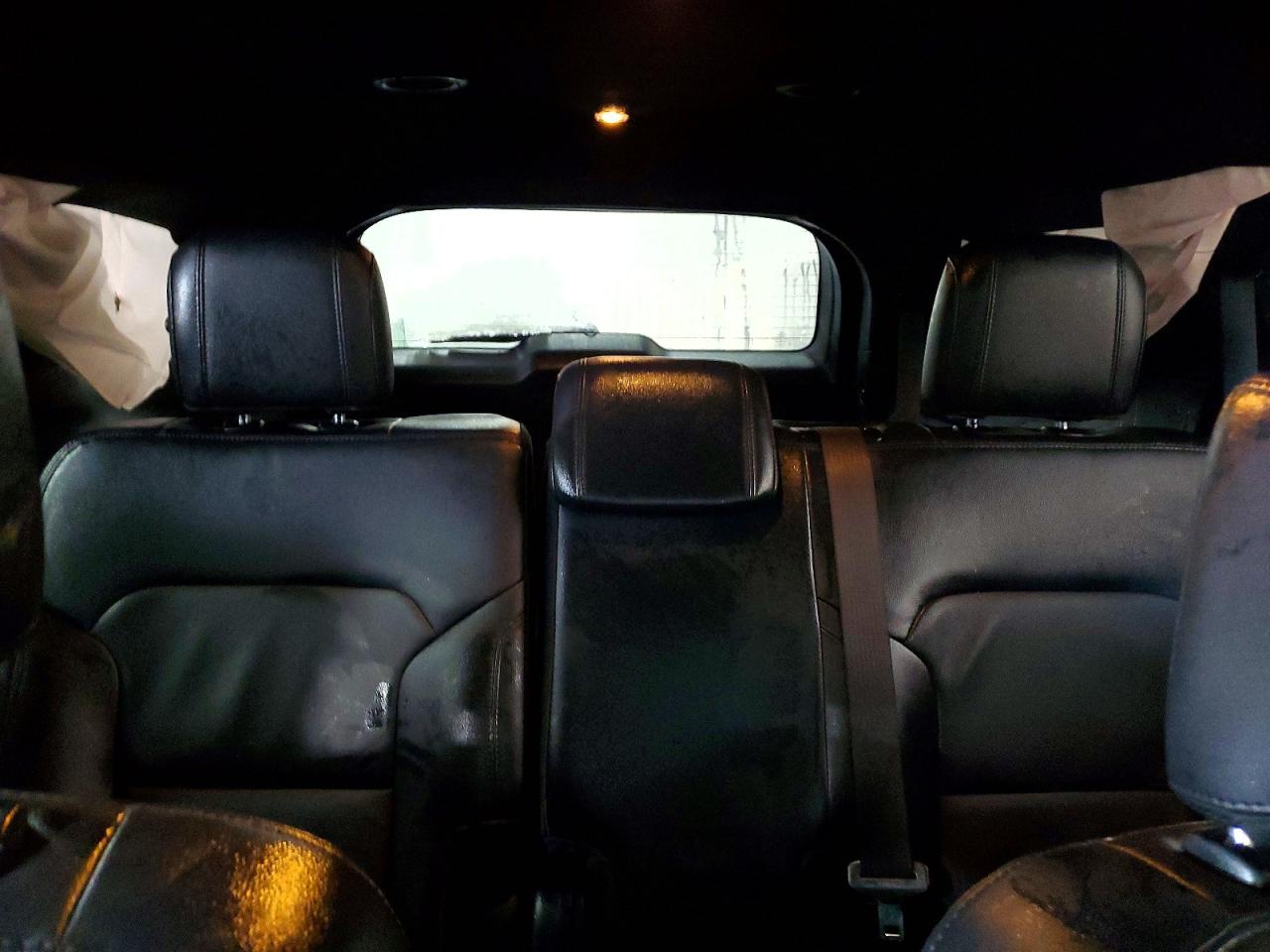 2018 FORD EXPLORER XLT photo 10