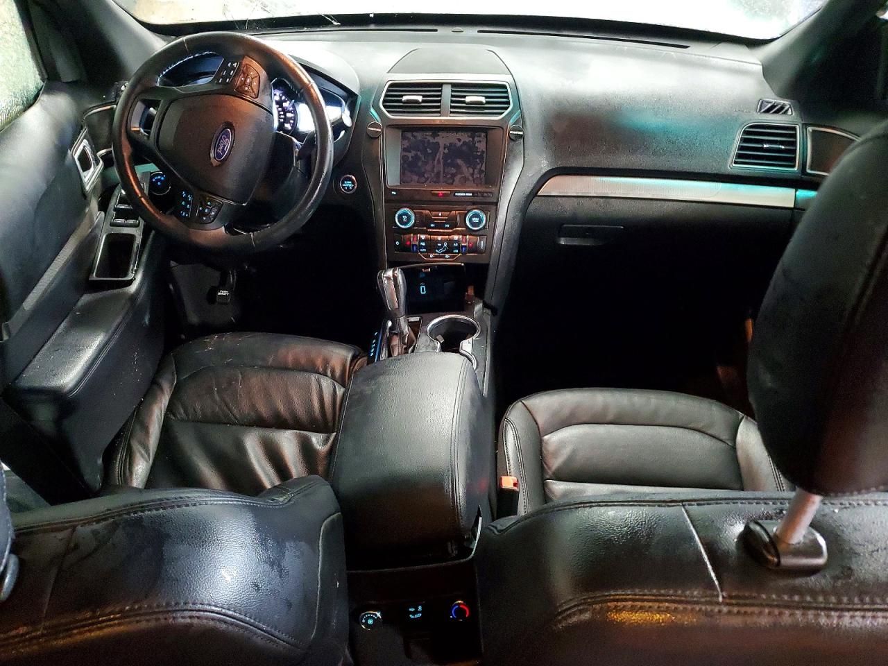 2018 FORD EXPLORER XLT photo 8