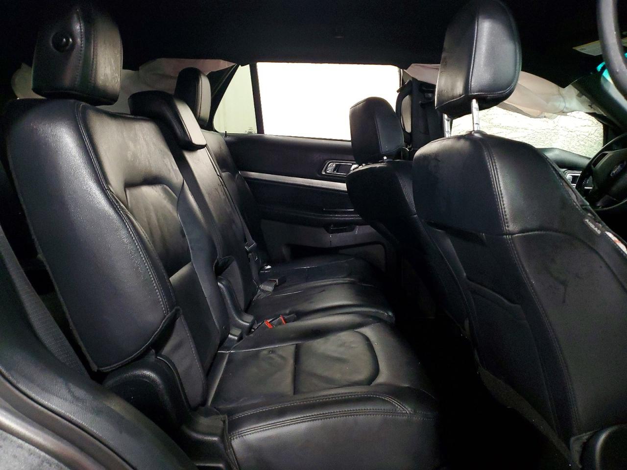 2018 FORD EXPLORER XLT photo 11