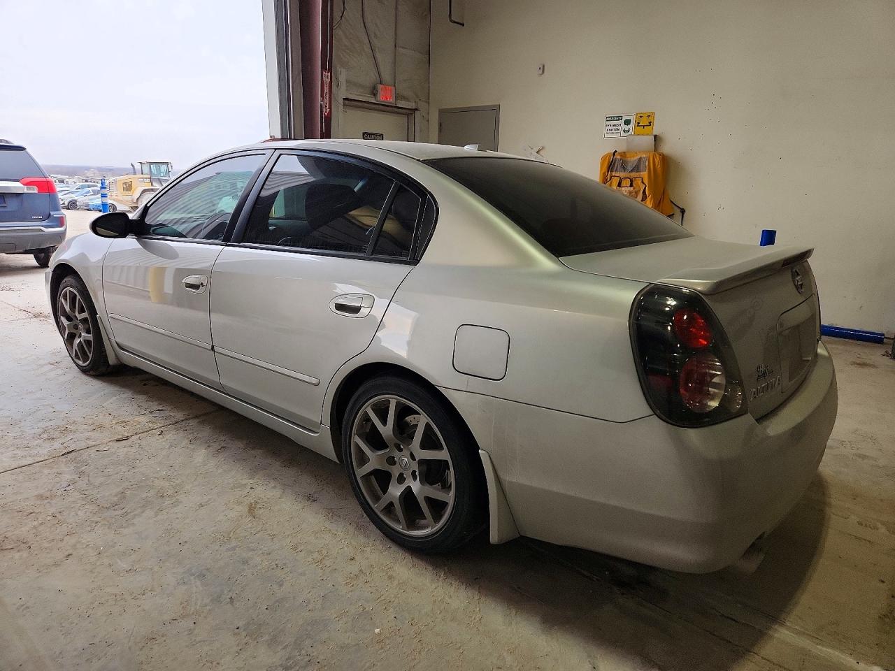 2006 NISSAN ALTIMA SE photo 2