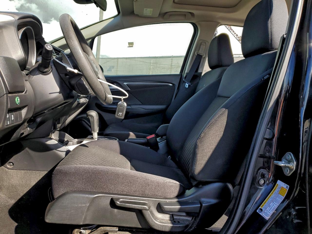 2019 HONDA FIT EX photo 19