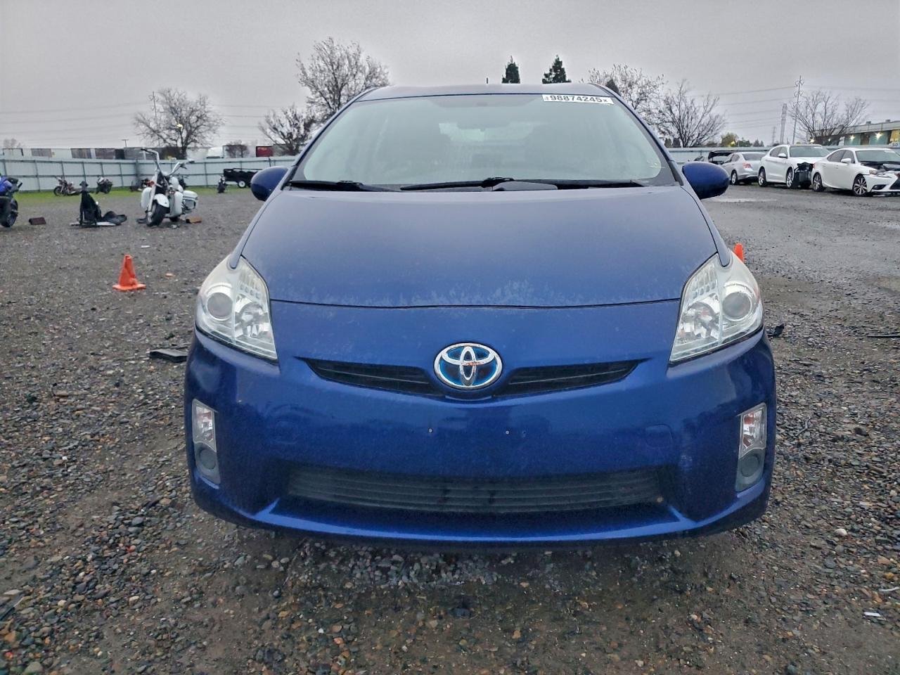 2011 TOYOTA PRIUS photo 5