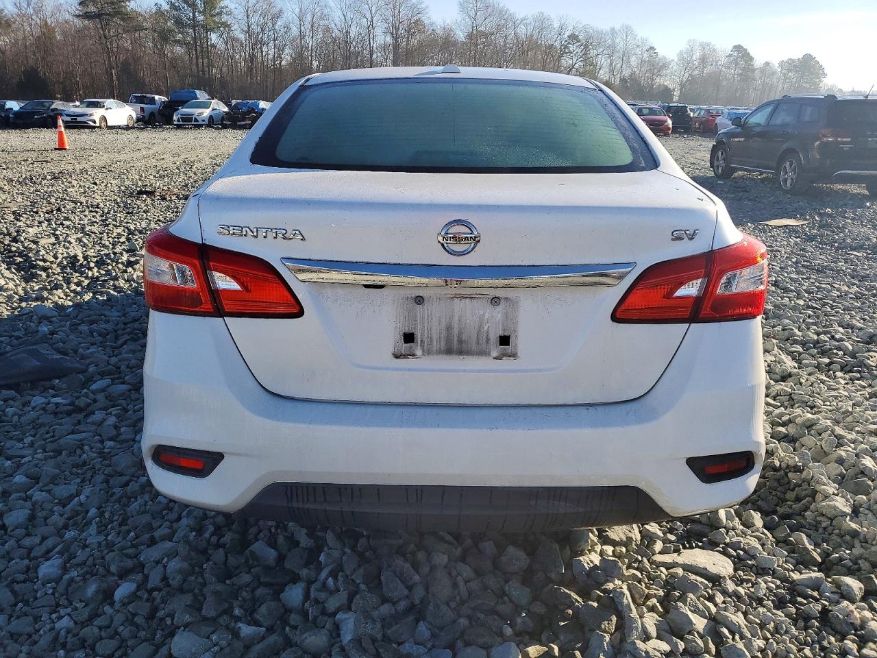 2017 NISSAN SENTRA S photo 6