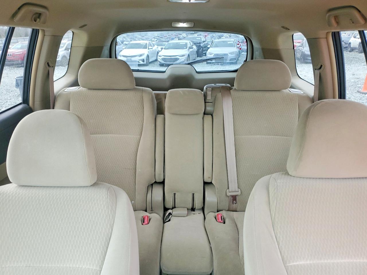 2010 TOYOTA HIGHLANDER photo 19