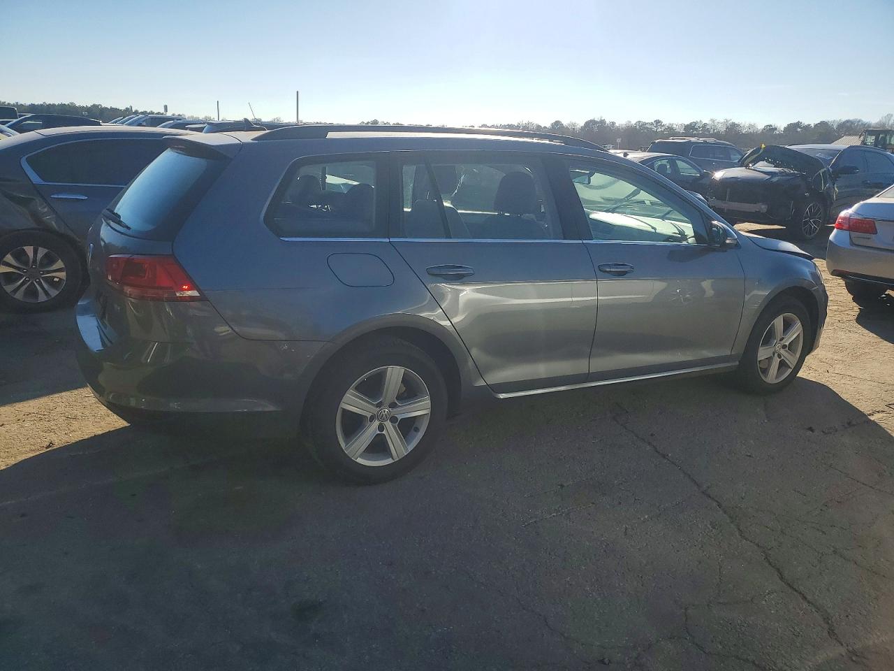 2015 VOLKSWAGEN GOLF SPORTWAGEN TDI S photo 5