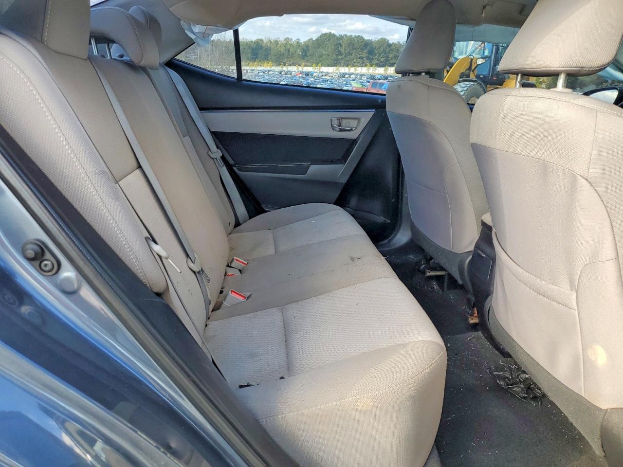 2014 TOYOTA COROLLA L photo 19
