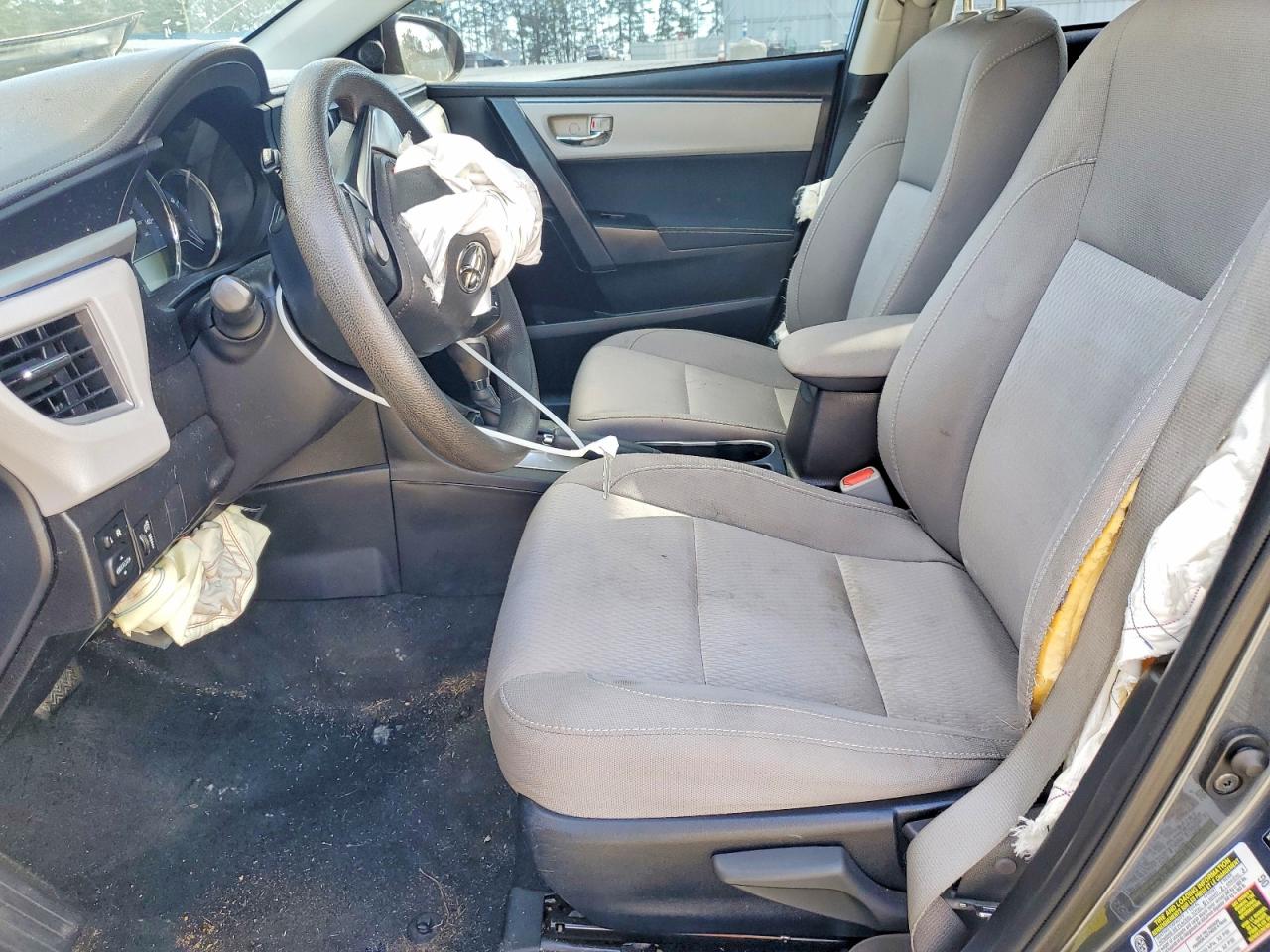 2014 TOYOTA COROLLA L photo 13