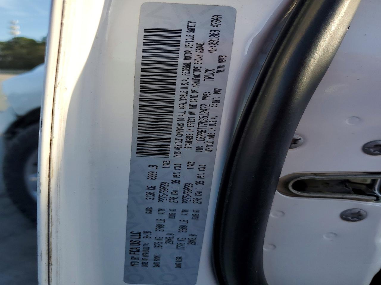 2019 RAM 1500 CLASSIC SLT photo 12