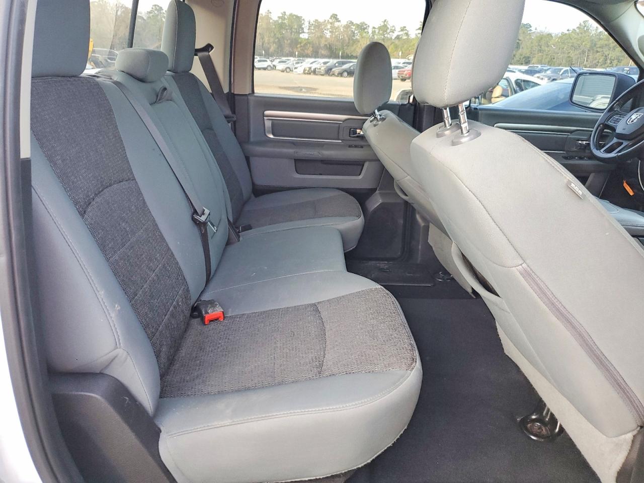 2019 RAM 1500 CLASSIC SLT photo 10