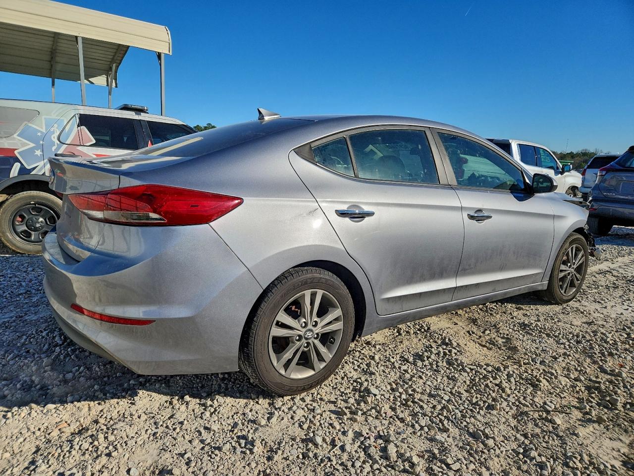 2017 HYUNDAI ELANTRA SE photo 3