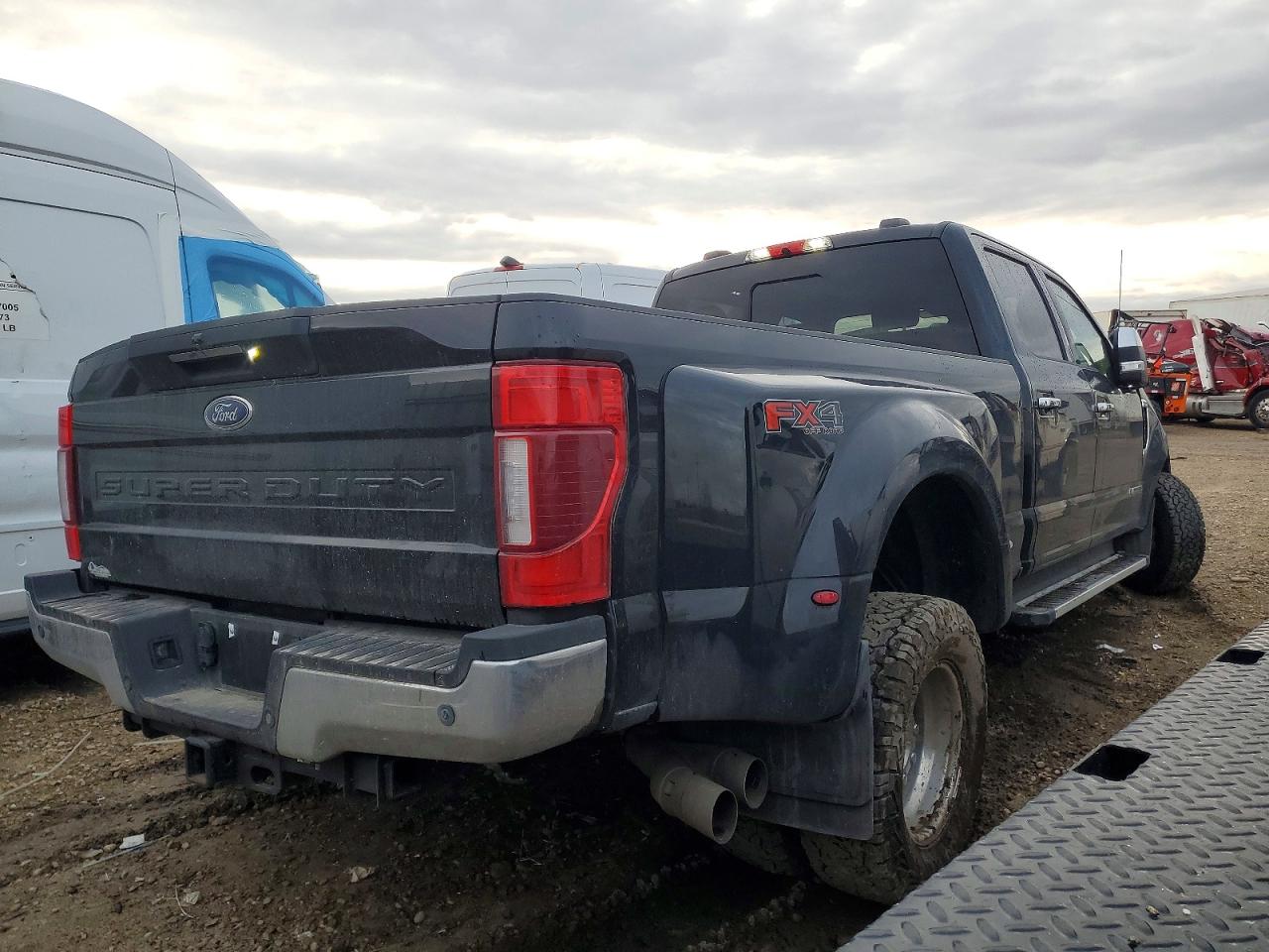 2022 FORD F350 SUPER DUTY photo 3