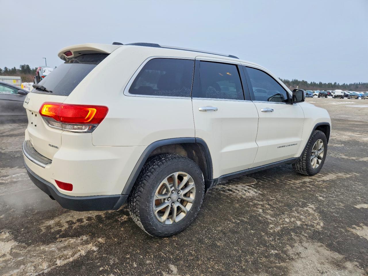 2015 JEEP GRAND CHEROKEE LIMITED photo 3