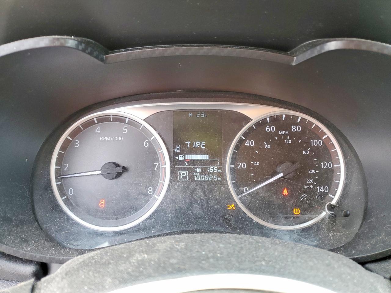 2021 NISSAN VERSA S photo 9