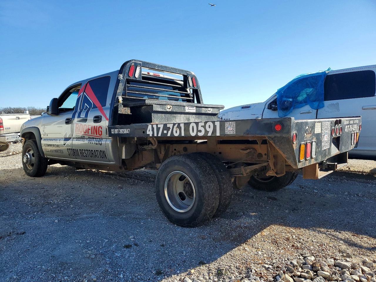 2006 CHEVROLET SILVERADO K3500 photo 2