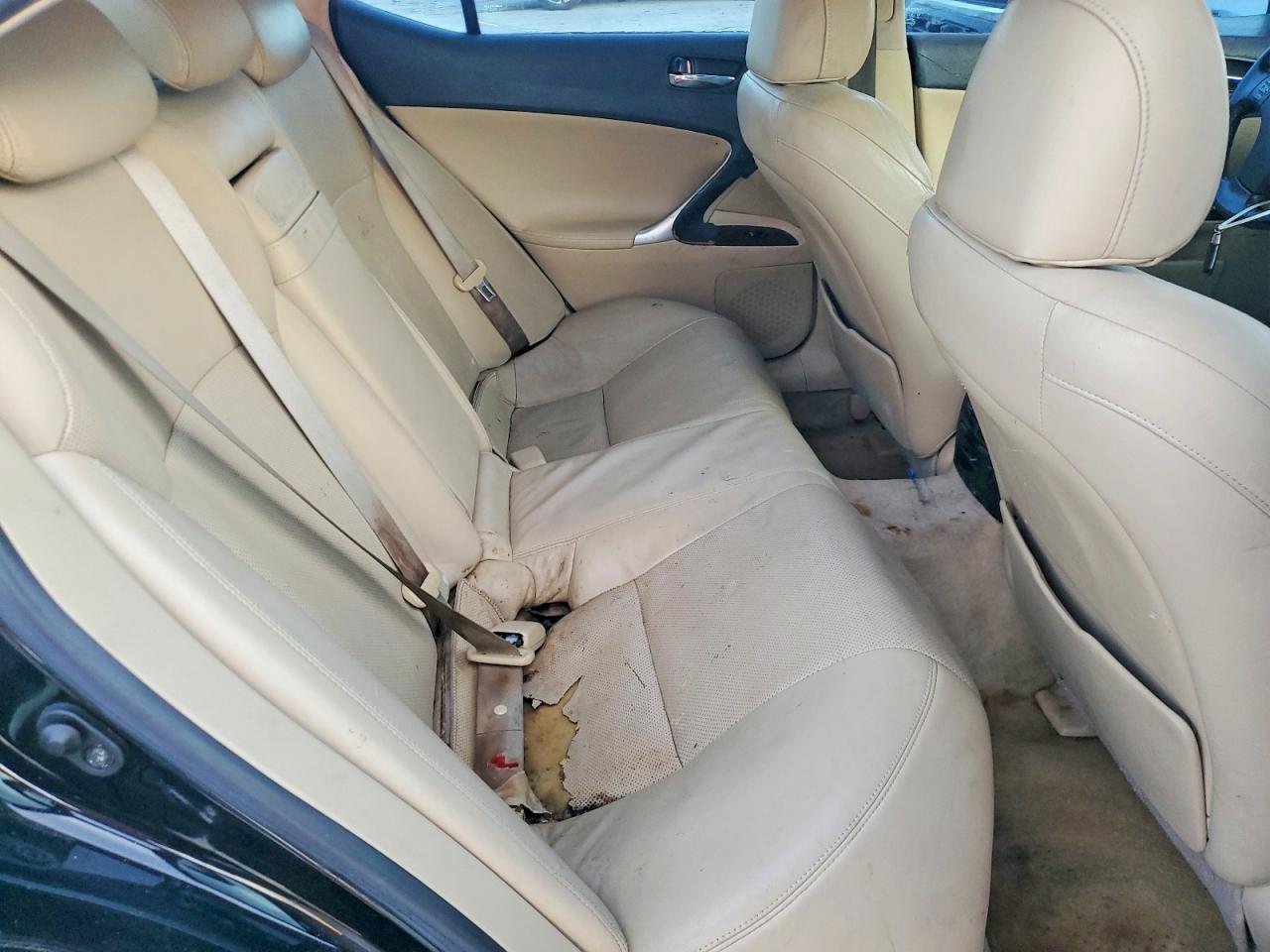 2007 LEXUS IS 250 photo 19