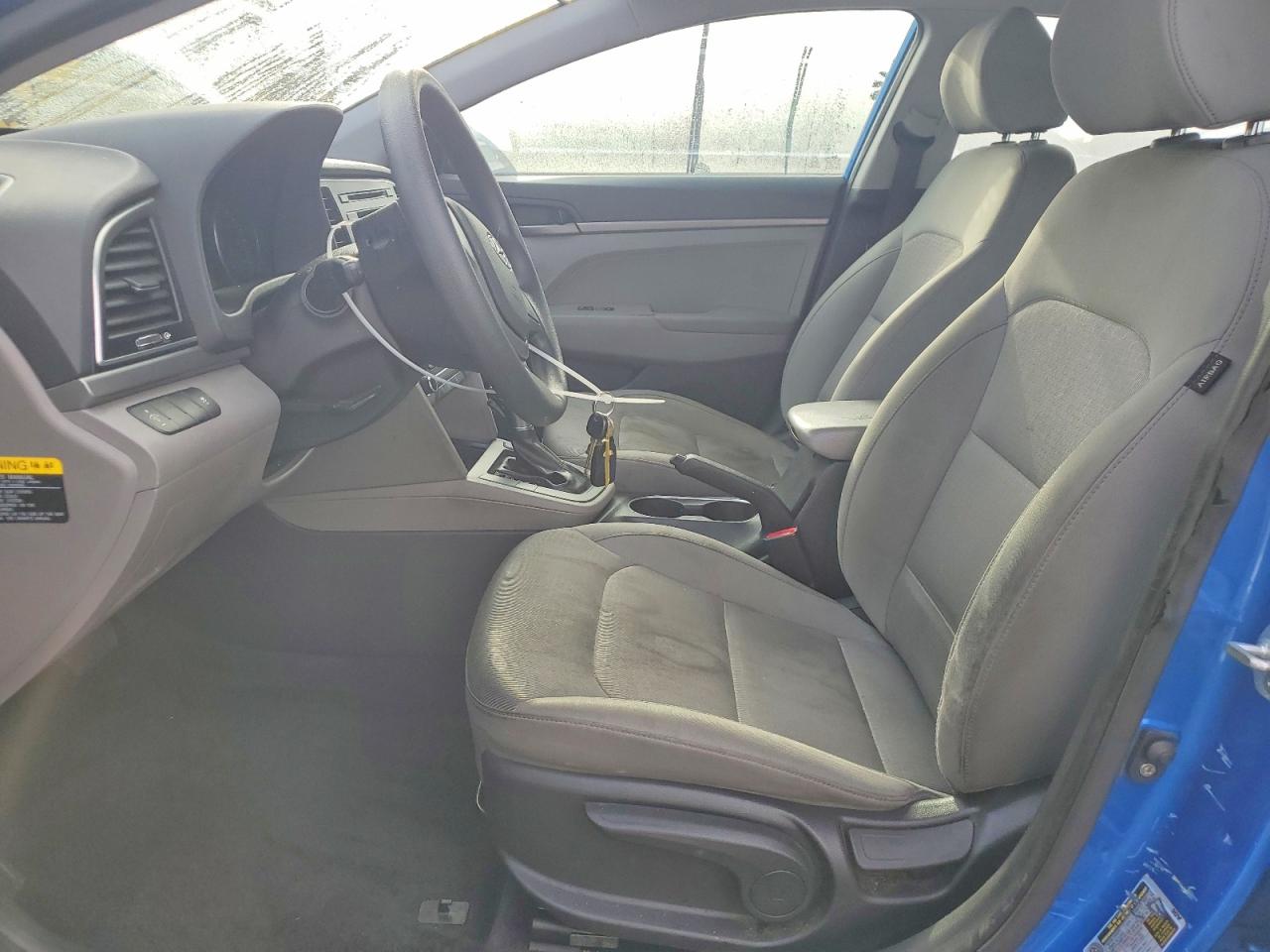 2017 HYUNDAI ELANTRA SE photo 7