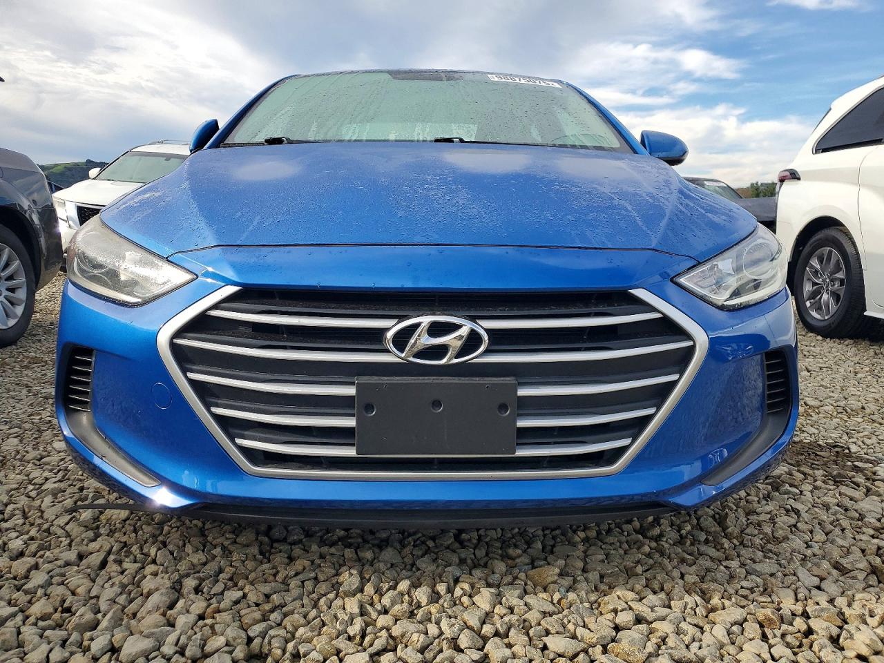 2017 HYUNDAI ELANTRA SE photo 5