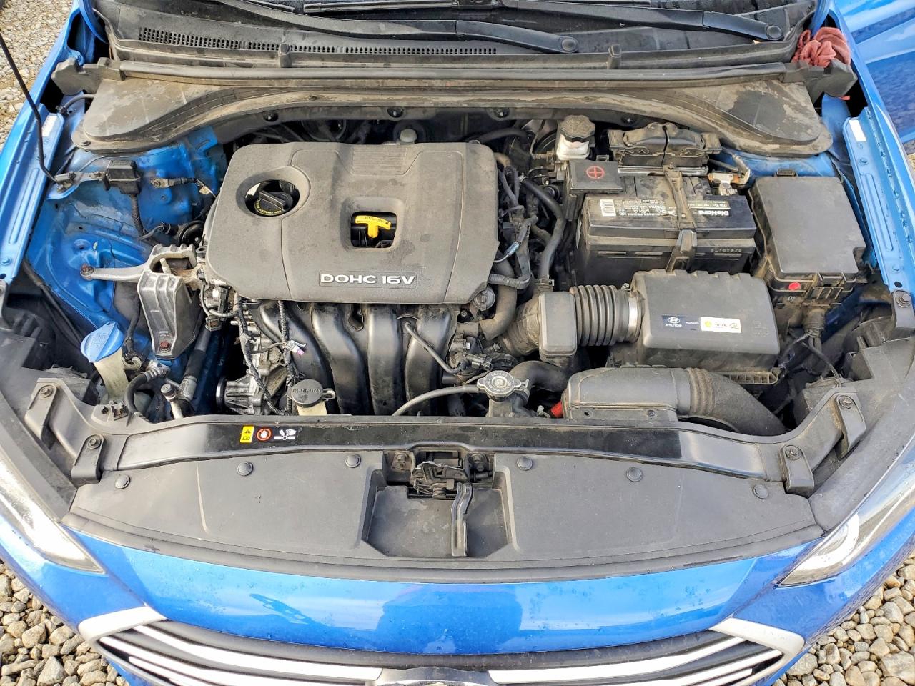 2017 HYUNDAI ELANTRA SE photo 11