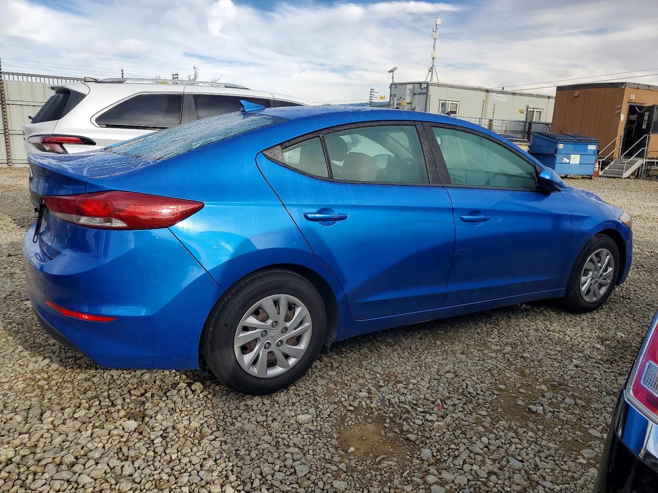 2017 HYUNDAI ELANTRA SE photo 3