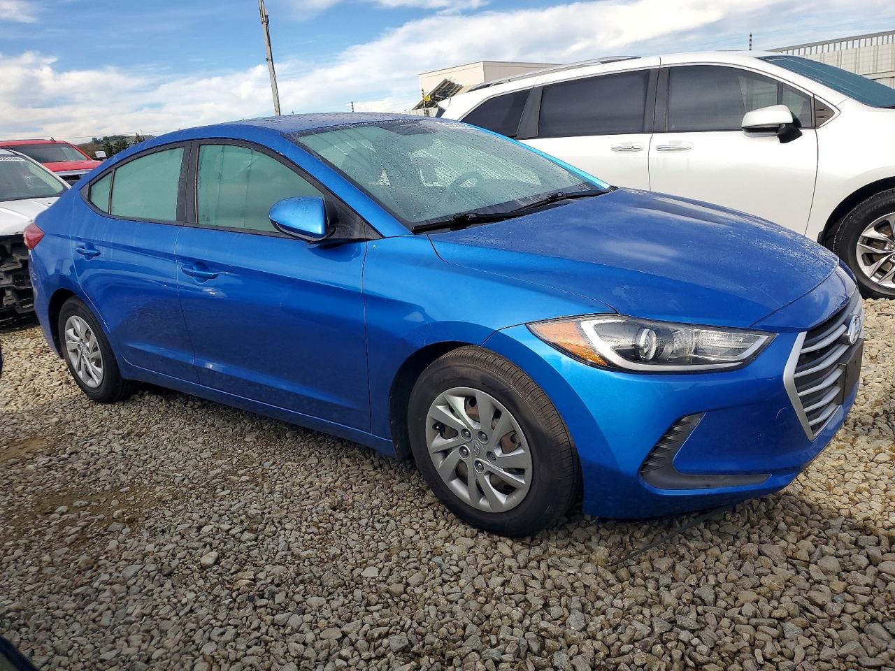 2017 HYUNDAI ELANTRA SE photo 4