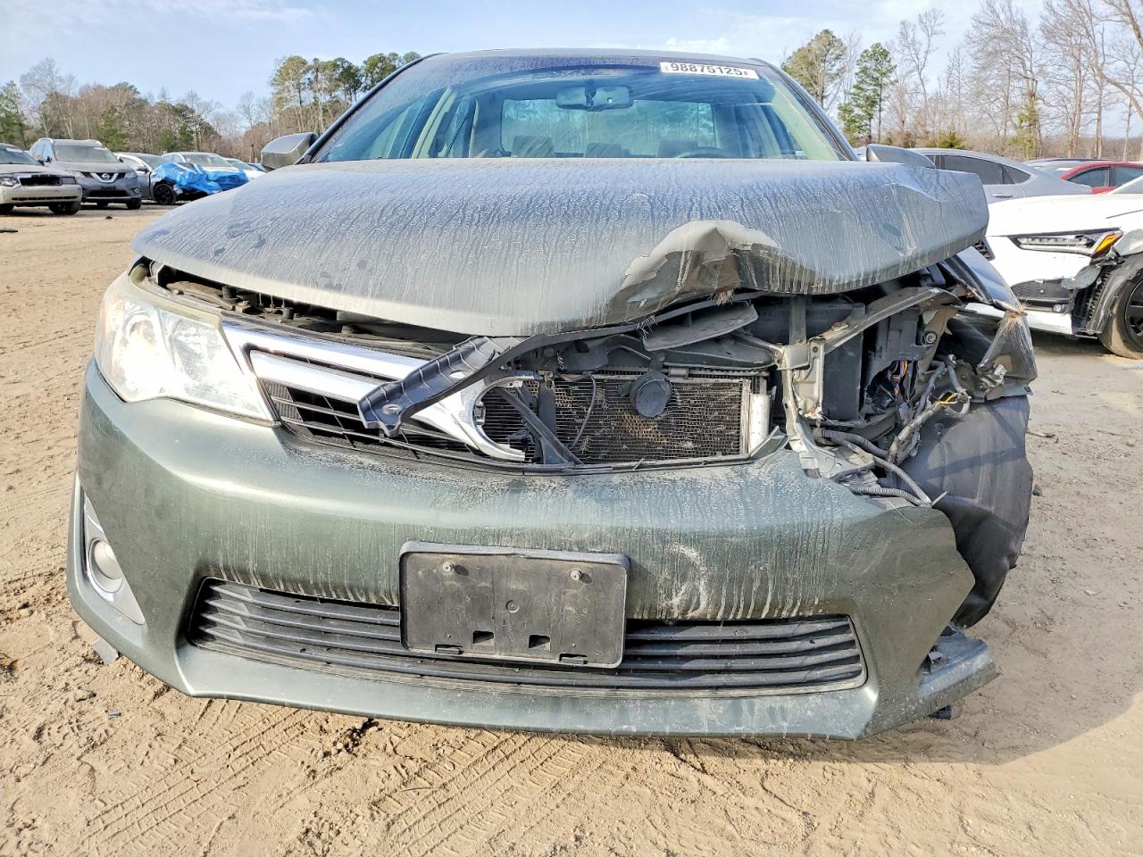 2013 TOYOTA CAMRY L photo 5