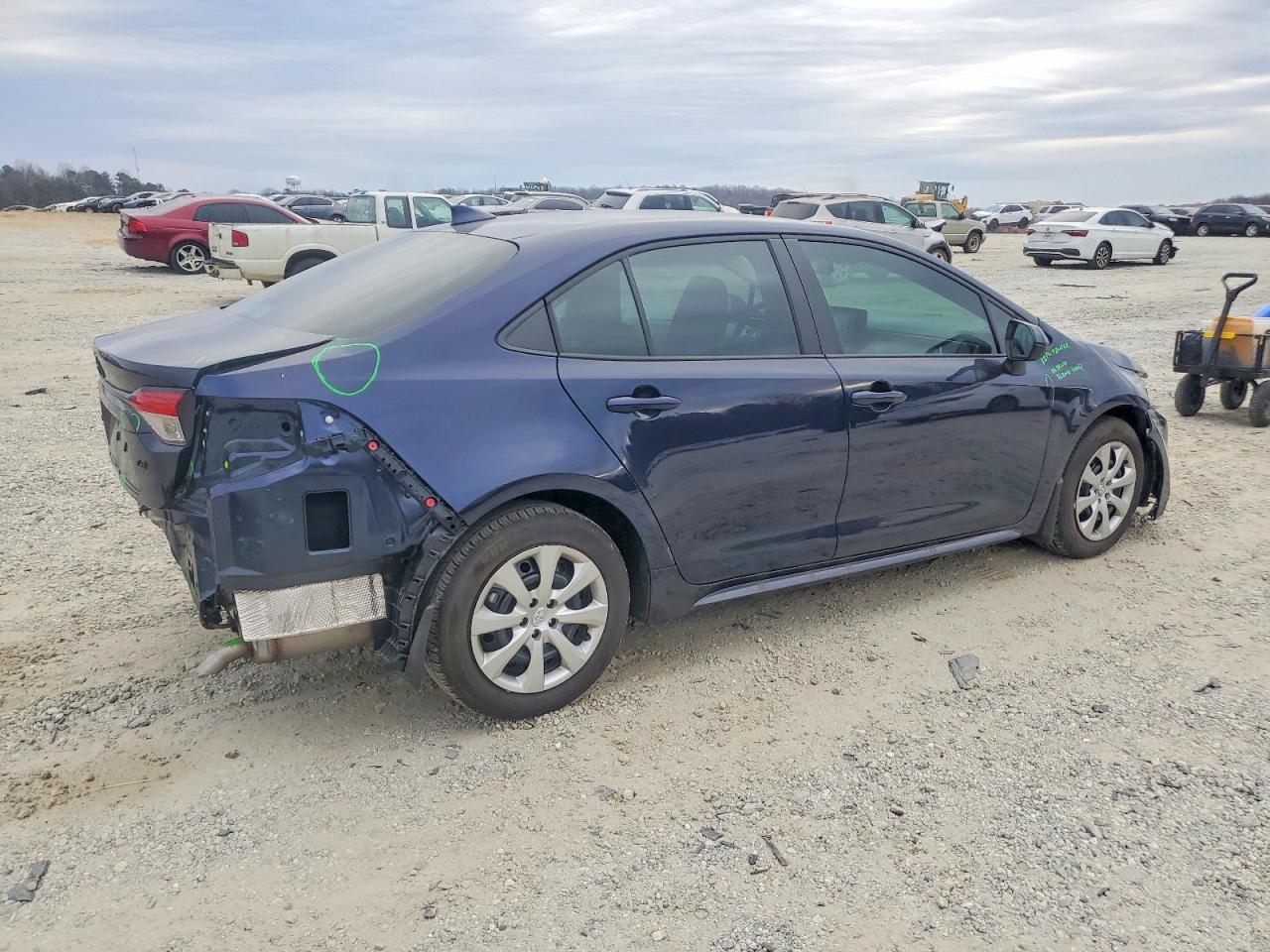2025 TOYOTA COROLLA LE photo 7