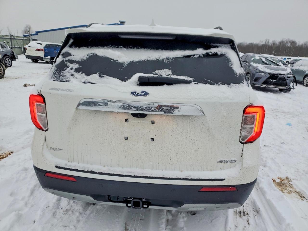 2024 FORD EXPLORER XLT photo 6