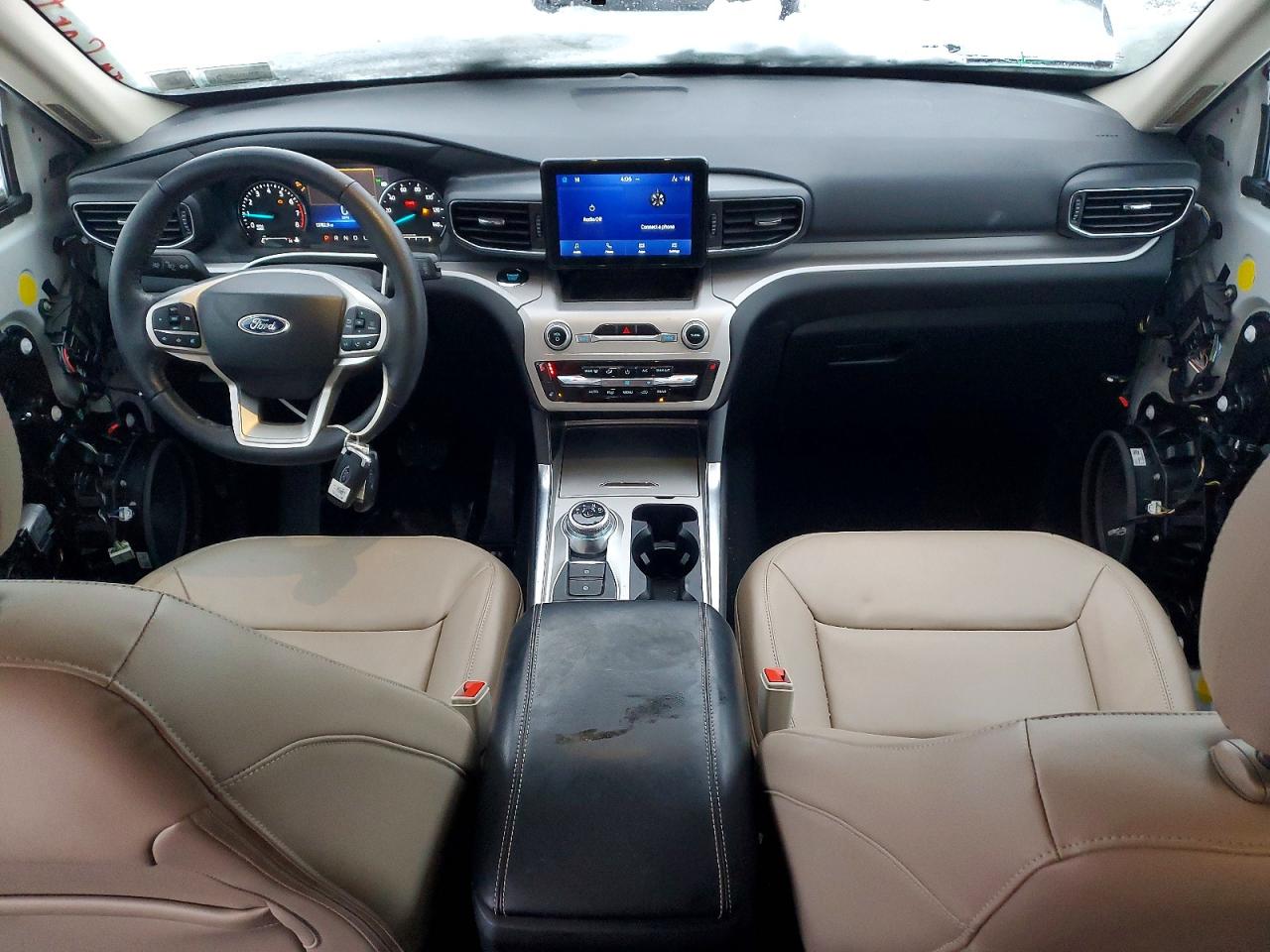 2024 FORD EXPLORER XLT photo 8