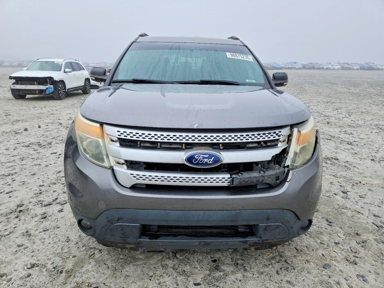 2013 FORD EXPLORER XLT photo 5