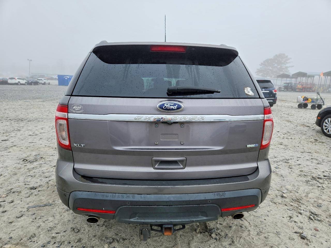 2013 FORD EXPLORER XLT photo 6